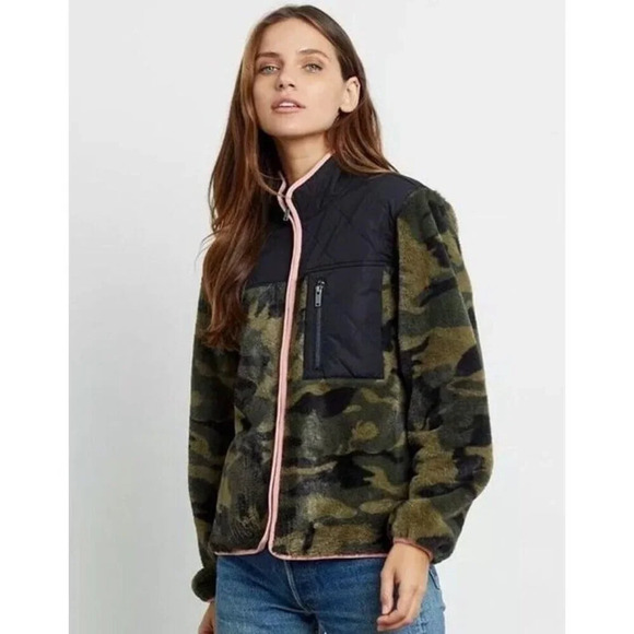 Rails Wesley Camo Quilt Patch Fleece Jacket Womens S Zip Front Green Brown Soft - Picture 1 of 6